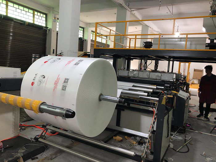 聚乙烯氣泡膜機 新型全自動高速復合多層氣泡膜機組 緩沖PE氣泡膜02