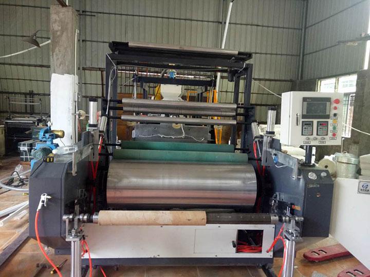 PE流延纏繞膜機(jī)保鮮膜機(jī)-全自動(dòng)拉伸纏繞膜機(jī)纏繞膜機(jī)器